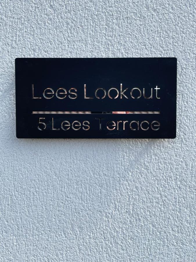 Lees Lookout Holt ,2 Bedroom Luxury Apartment With Private Parking ภายนอก รูปภาพ